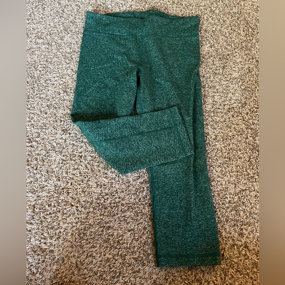 Under armour cropped leggings